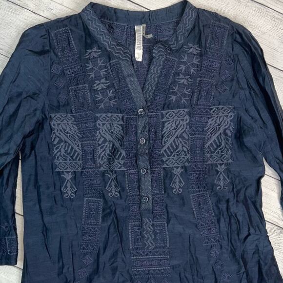 Monoreno Navy Blue Silk and Cotton Embroidered Long Sleeve Tunic Top Size Small - Picture 2 of 5